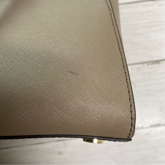 MICHAEL Michael Kors Satchel in Taupe - Picture 10 of 15
